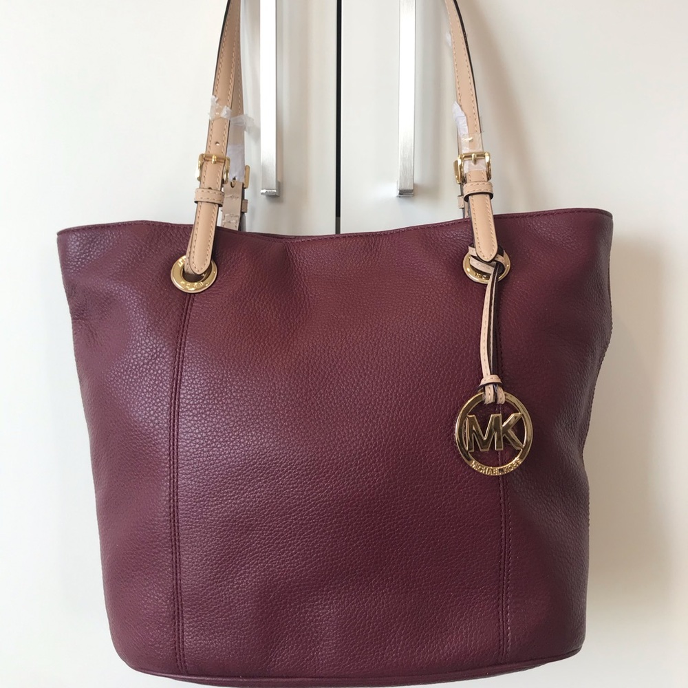 Michael Kors Jet Set Logo Tote Bag